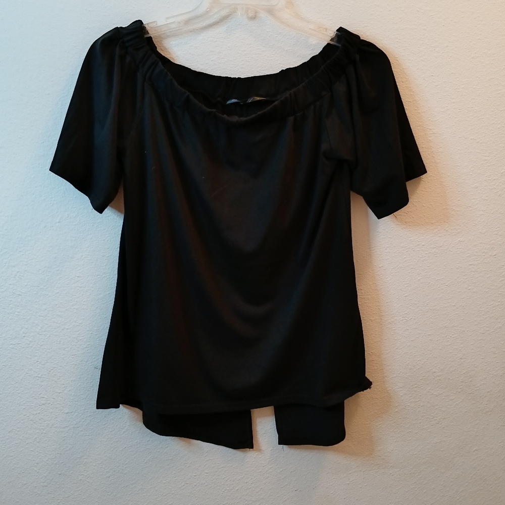 EUC Style Dome Short Sleeve Boat Neck Women's Top Blouse Size L Black.